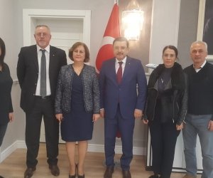 Trabzon'da Kadın Danışma Merkezi Talep Ediyoruz